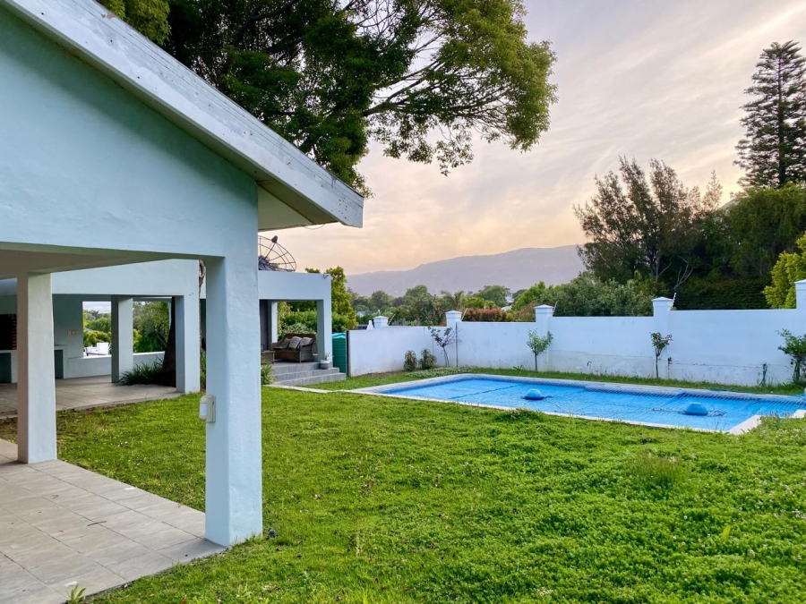 5 Bedroom Property for Sale in Constantia Western Cape